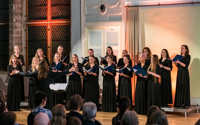 240530_1863_Sireen-ja-EKA-kammerkoor_Mustpeades_kontsert_10_1