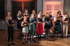 240530_1647_Sireen-ja-EKA-kammerkoor_Mustpeades_proov_7