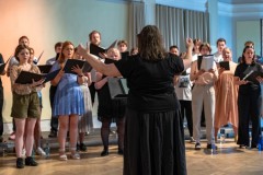 240530_1664_Sireen-ja-EKA-kammerkoor_Mustpeades_proov_7