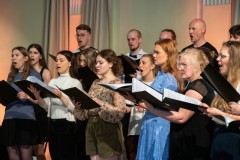 240530_1703_Sireen-ja-EKA-kammerkoor_Mustpeades_proov_7