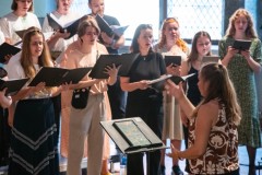 240530_1726_Sireen-ja-EKA-kammerkoor_Mustpeades_proov_7