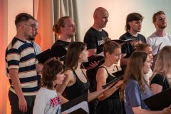 240530_1753_Sireen-ja-EKA-kammerkoor_Mustpeades_proov_7