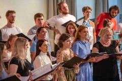 240530_1763_Sireen-ja-EKA-kammerkoor_Mustpeades_proov_7
