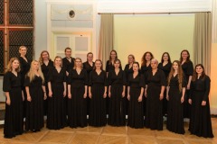 240530_2019_kammernaiskoor-Sireen_Mustpeades_grupipilt_9
